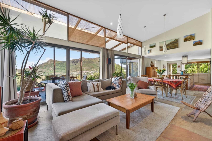 4 Bedroom Property for Sale in Berg En Dal Western Cape